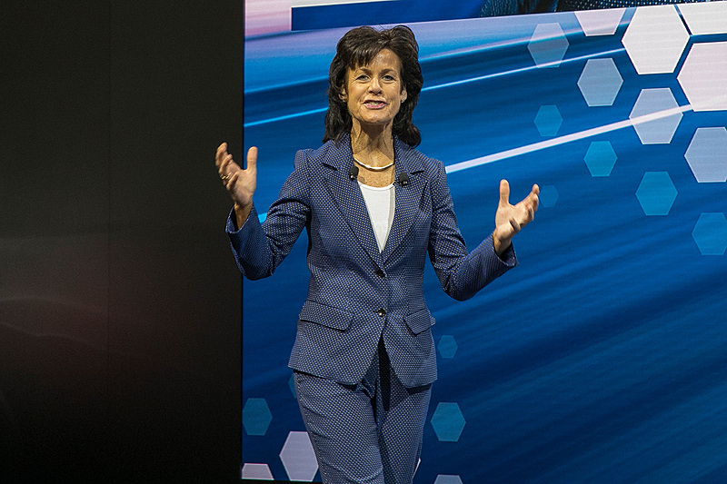 独ダイムラーのスマート責任者であるアネット・ウィングラー氏