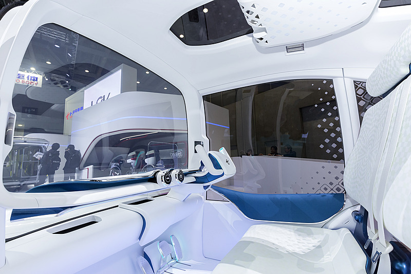 広く開放的な室内