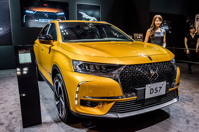 フラグシップ5ドアSUV「DS 7 クロスバック」