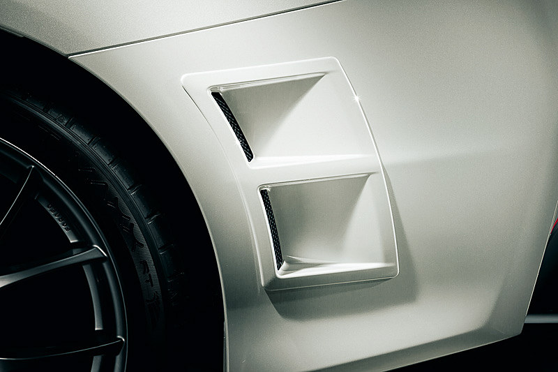 エアアウトレットグリル付リアバンパー