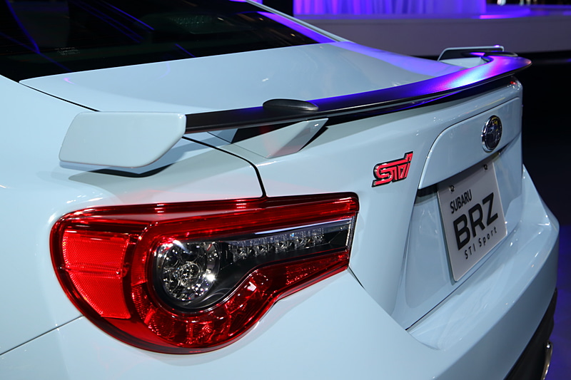 BRZ STI Sport クールグレーカーキ Edition