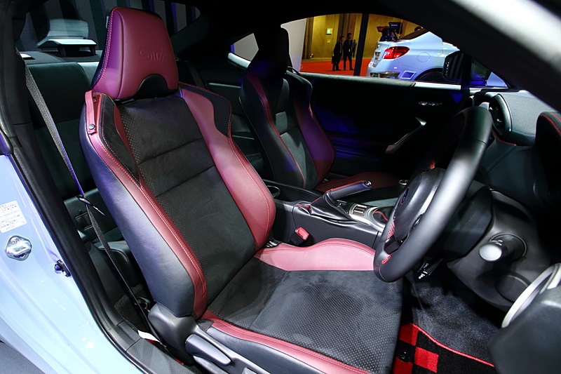 BRZ STI Sport クールグレーカーキ Edition