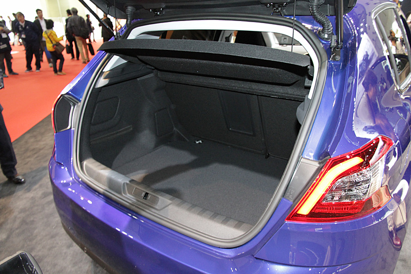 ラゲッジルーム