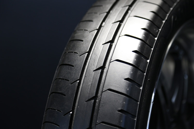 低燃費タイヤ「ECOPIA with ologic」