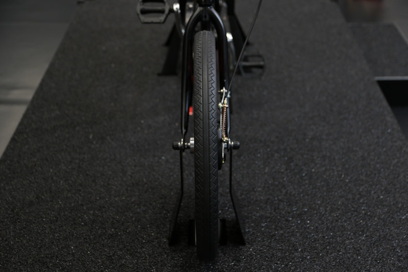 エアフリーコンセプトタイヤを装着する自転車は、実際に漕いでフィーリングを確かめることができる