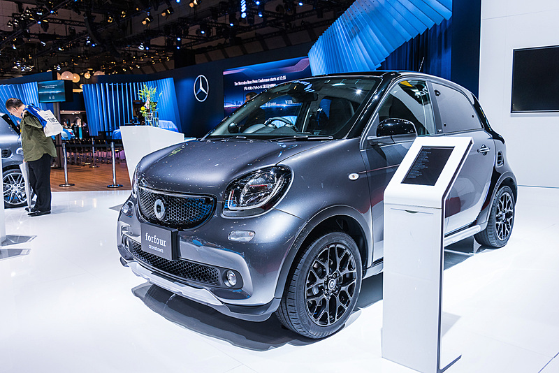 オンライン販売限定の特別仕様車「スマート フォーフォー turbo crosstown limited」