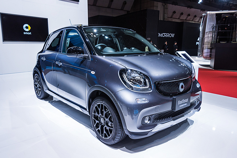 オンライン販売限定の特別仕様車「スマート フォーフォー turbo crosstown limited」