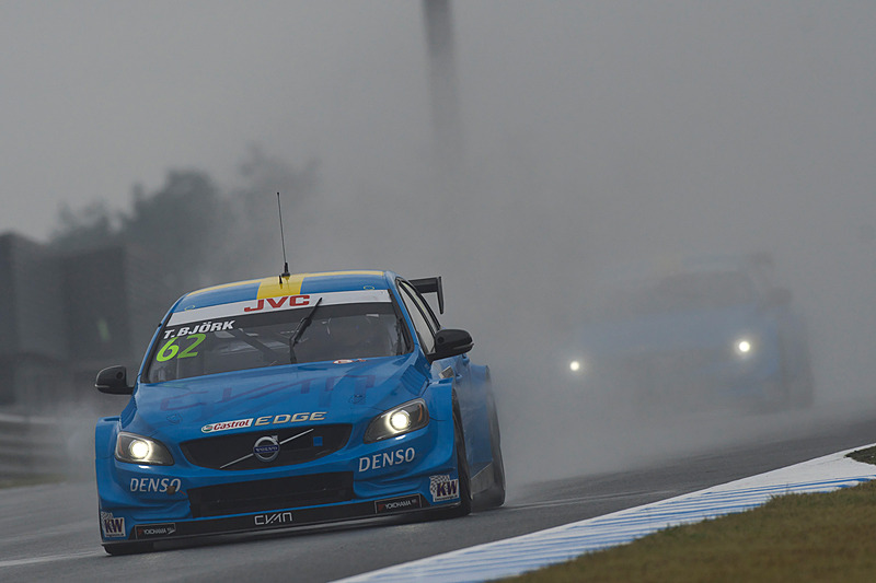 ホンダを突き放したいボルボ陣営としては、ポイントリーダーのビョーク選手の巻き返しが課題