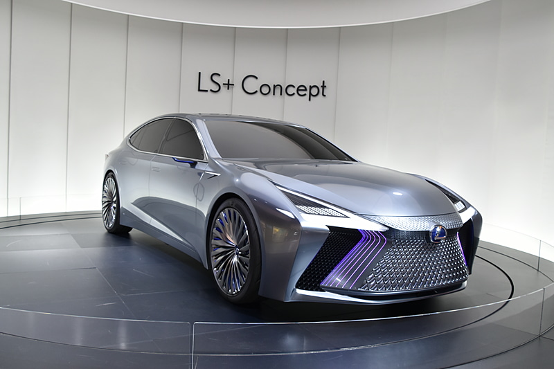 レクサスの「LS＋ Concept」は次世代「LS」をイメージしたコンセプトカー。「LS」は新モデルが発売されたばかりだが、このコンセプトカーはさらにその先を思い描いたものになる