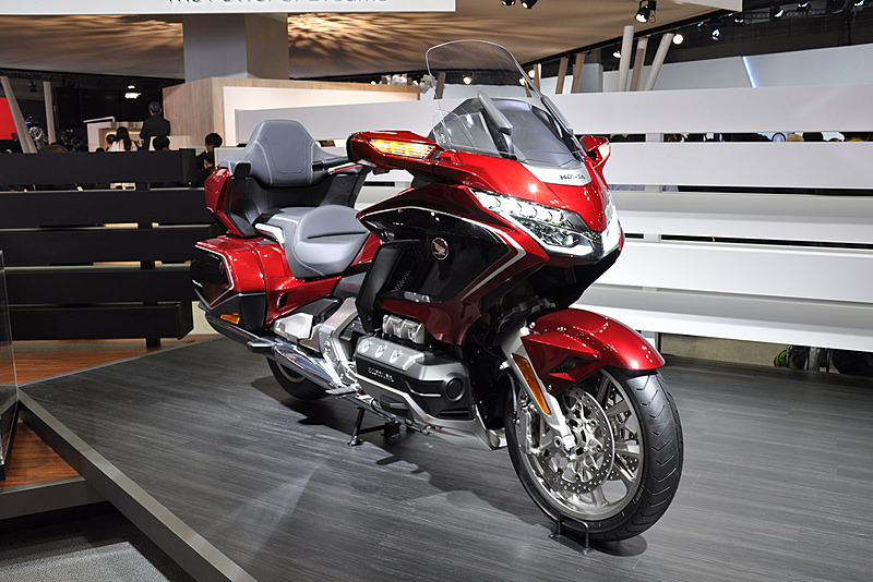 ゴールドウイング ツアー