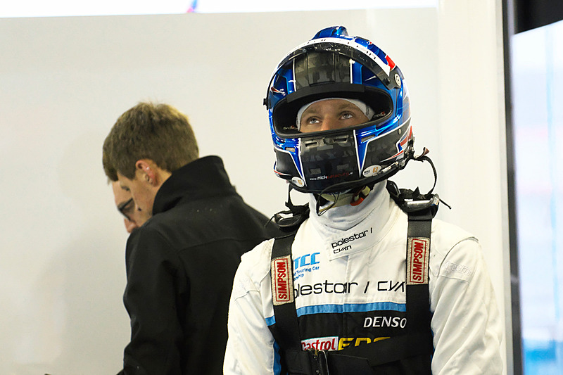 午前中に行なわれたフリー走行2回目の様子、この時点では雨はそれほどは強くなった