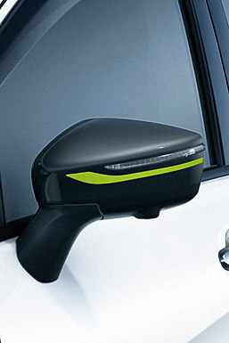 ライトグリーンの専用デカールキット（ドアミラー＆リアバンパーデカールセット）