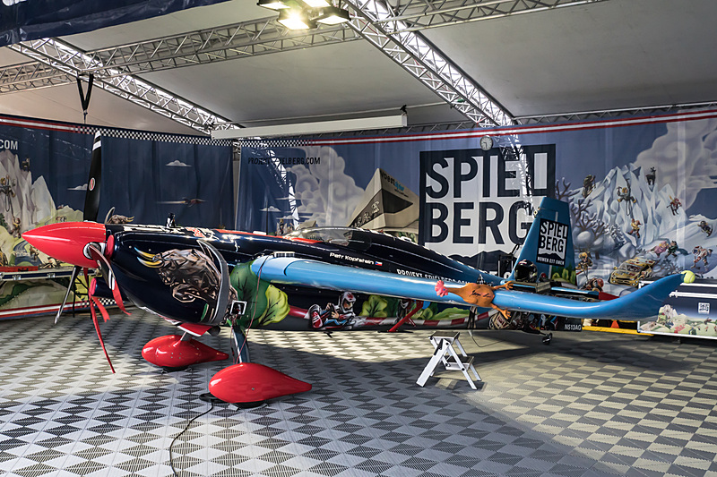 ペトル・コプシュタイン選手（No.18 チーム シュピールベルグ、チェコ）の機体「EDGE 540 V3」