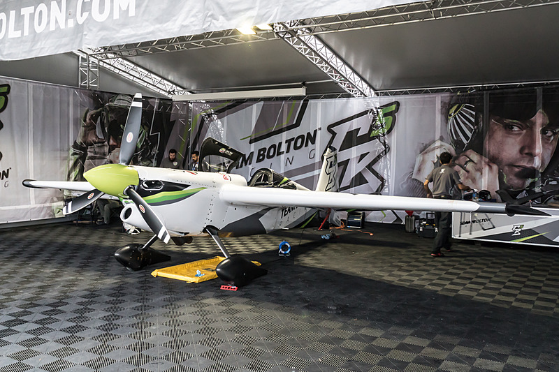 クリスチャン・ボルトン選手（No.5：クリスチャンボルトン レーシング、チリ）の機体「EDGE 540 V2」