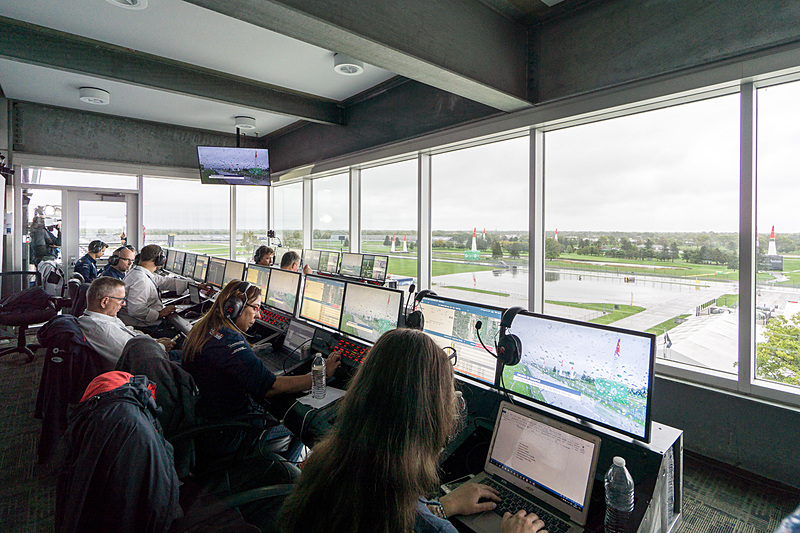 エアレースのコントロールセンター内部