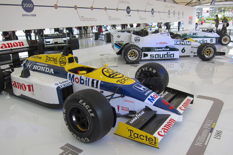 GPスクエアに展示されたウィリアムズのマシン。お気に入りはFW11
