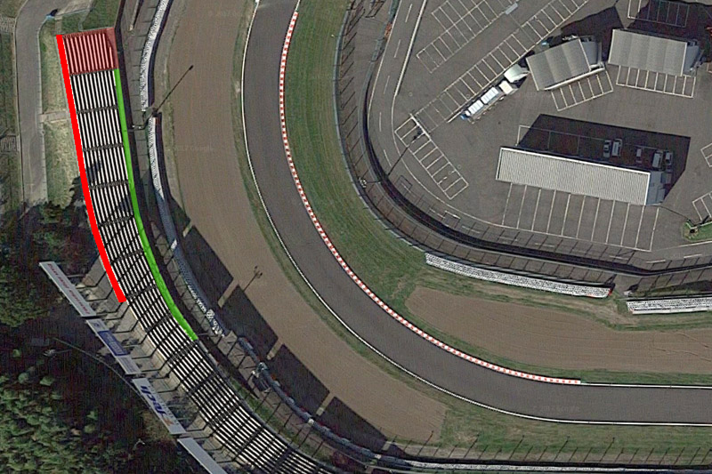 来年は最下段もカメラマンエリアにしてほしい（緑ライン）