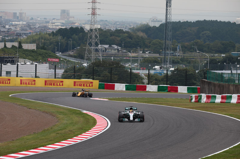 曇天が残念だが、焦点距離214mm、シャッター速度1/500秒で撮影