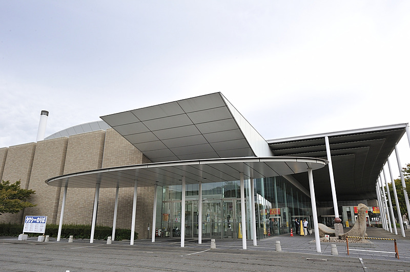 「LOVE LOCAL PARTY」の会場は福山市の広島県立ふくやま産業交流館（ビッグローズ）