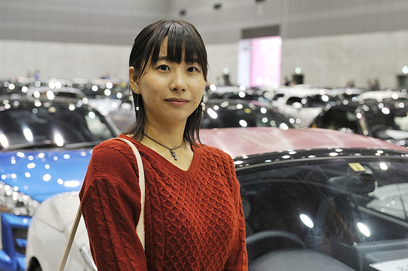 ホワイトのコペン「Cero」に乗る佐藤さん。今回が初の遠乗りで、初のイベント参加とのこと