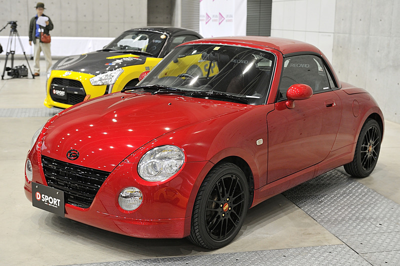 ほかにもD-SPORTから3台のデモカーが展示された