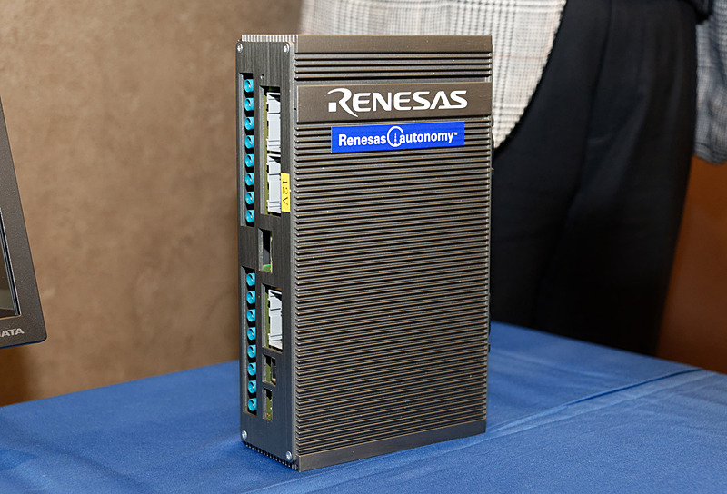 「R-Car H3」「RH850」内蔵の車載モジュール