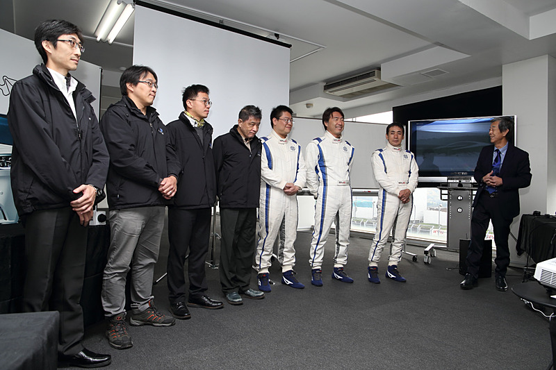 GT-R開発チームを彷彿とさせるメンバーがU6シリーズの開発に携わった