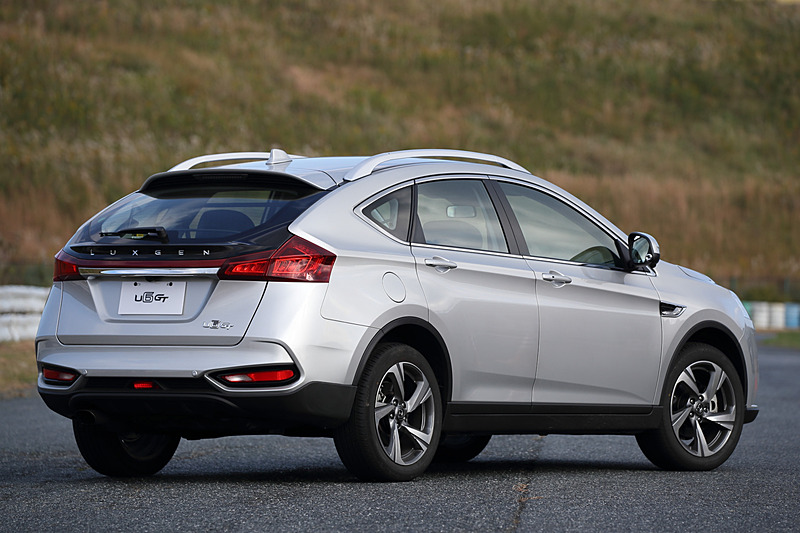 標準車「U6 GT」のボディサイズは4630×1825×1620mm（全長×全幅×全高）。足下は18インチホイールにブリヂストンのオールシーズンタイヤ「エコピア H/L 422 Plus」を組み合わせる