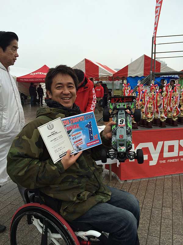 メーカー問わずさまざまなジャンルのラジコンを購入し、それらのレースにもチャレンジ！