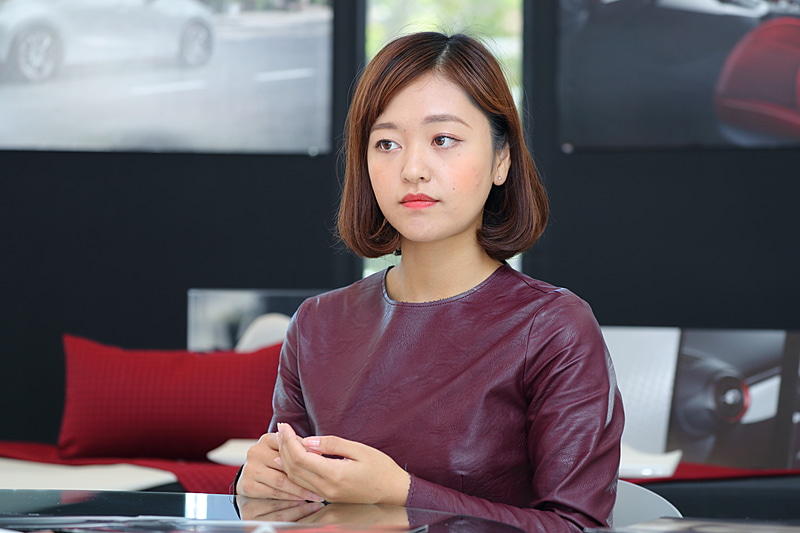 マツダ株式会社 デザイン本部 プロダクションデザインスタジオ カラー＆トリムデザイングループ デザイナー 寺島佑紀氏