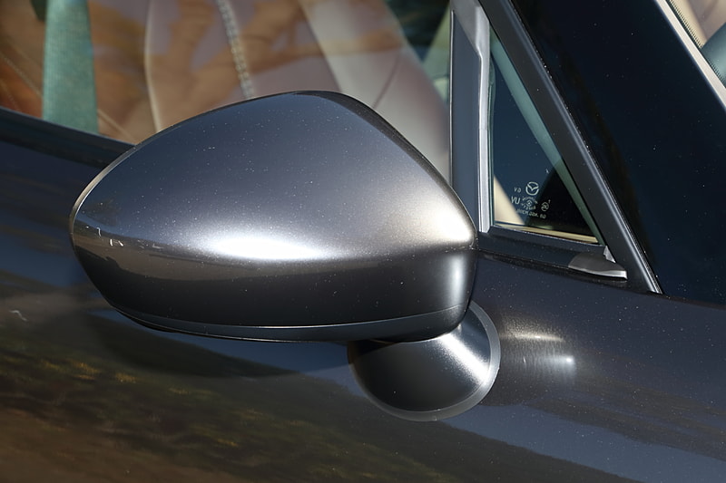 ドアミラーをボディ同色に変更