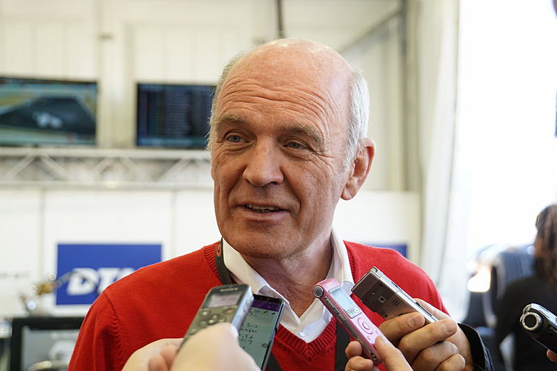 アウディスポーツの代表を務め、現在もチームにとどまってアドバイザー的な役割を果たしているウォルフガング・ウルリッヒ氏