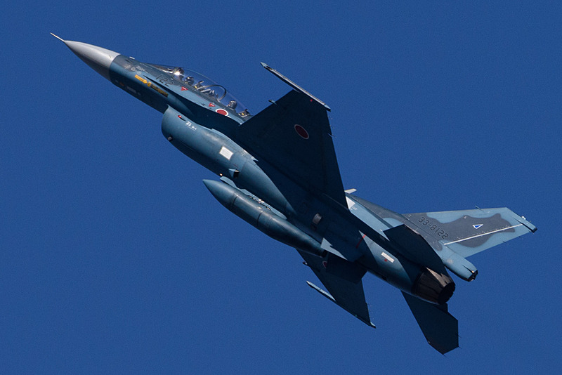 あっという間に近づいて、激しい機動飛行を行なった