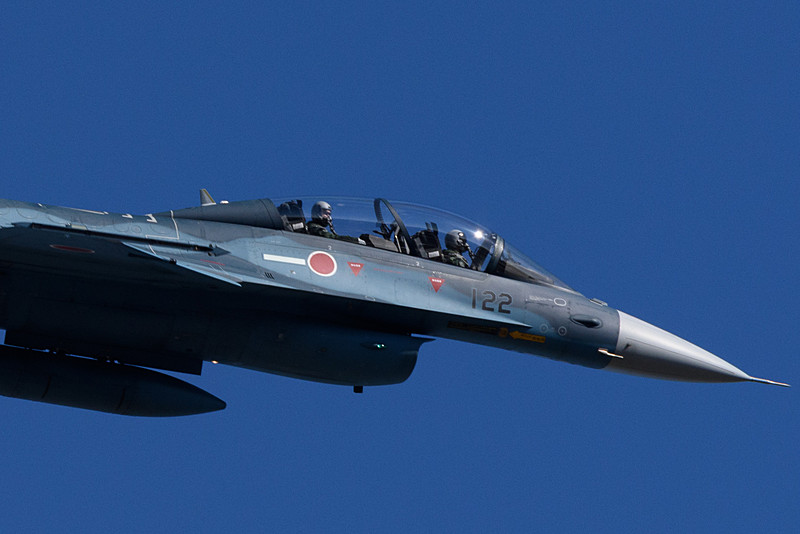 2名のパイロットが乗っていた