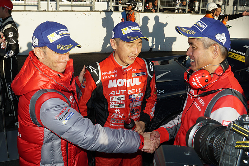 最終戦を優勝した23号車 MOTUL AUTECH GT-R（松田次生/ロニー・クインタレッリ組）