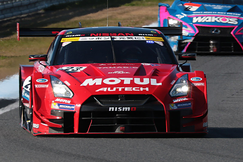 最終戦を優勝した23号車 MOTUL AUTECH GT-R（松田次生/ロニー・クインタレッリ組）