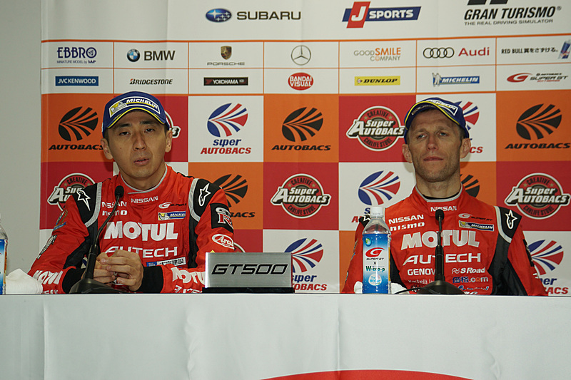 最終戦を優勝した23号車 MOTUL AUTECH GT-R（松田次生/ロニー・クインタレッリ組）