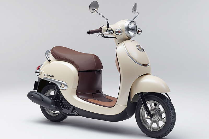 新ボディカラーの「パールソフトベージュ」