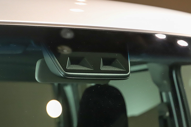 軽商用車で初採用となる「スマートアシストIII」