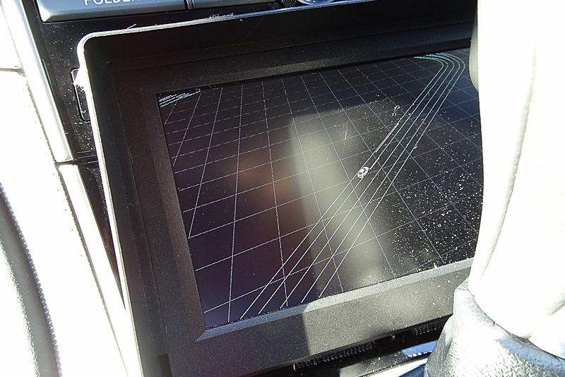 自律自動運転実験車「2017年プロトタイプ」のインテリア。「ProPILOT」のスイッチはステアリングの右側にレイアウト