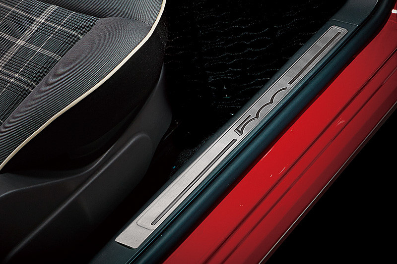 ドアシルプレート