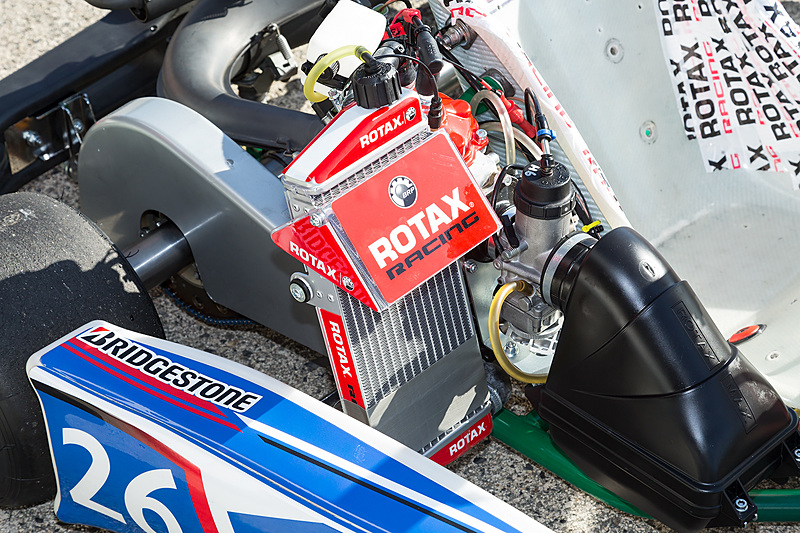 琢磨選手のカートはシニア仕様。こちらの最高速は100km/hぐらいとのこと