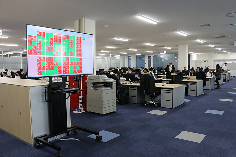 三菱ふそうが所属するダイムラー・トラック・アジアの「DTA 品質マネージメント本部」はすでにリニューアルを完了。ダイムラー・トラック・アジアが事業展開している日本、インドなどの市場で販売される車両の品質管理に加え、満たすべき仕様やガバナンスなどの管理も行なっている