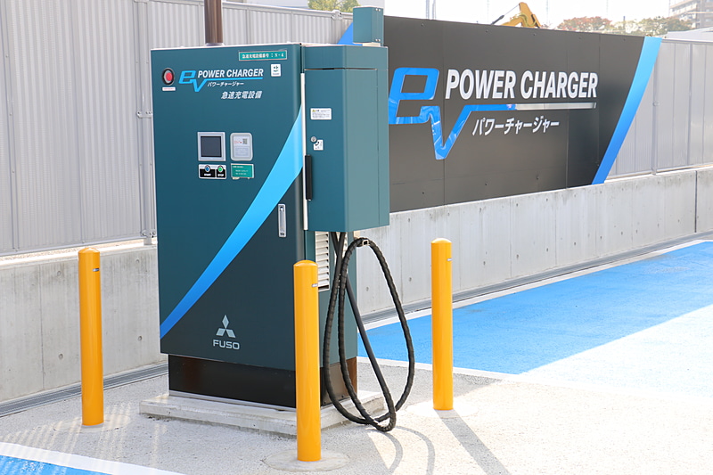 CHAdeMO方式の急速充電器