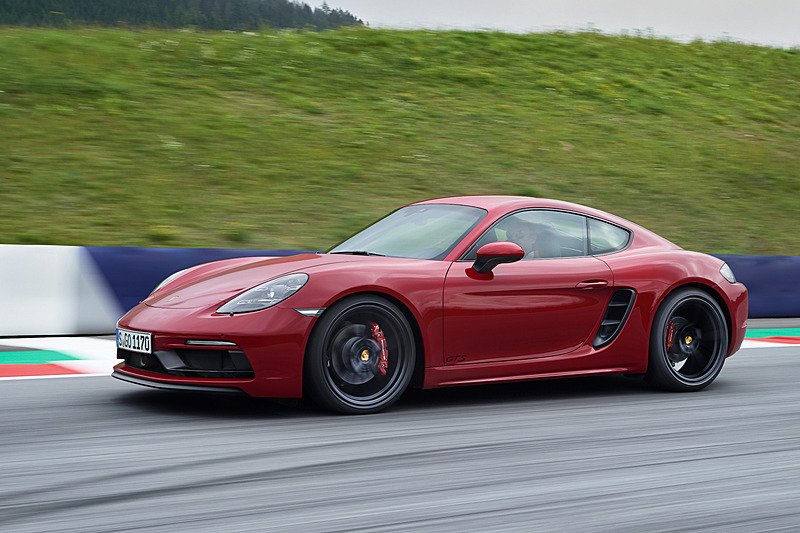 718 ケイマン GTS