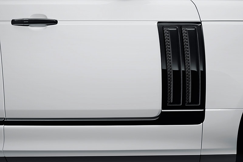 専用デザインとなるSVOデザインパックを装備