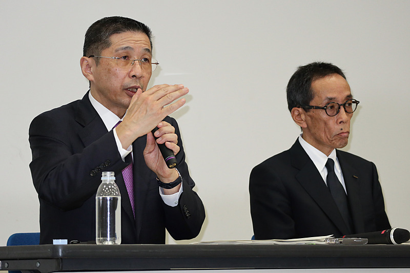 日産自動車株式会社 社長兼CEO 西川廣人氏（左）と日産自動車株式会社 CCO 山内康裕氏（右）