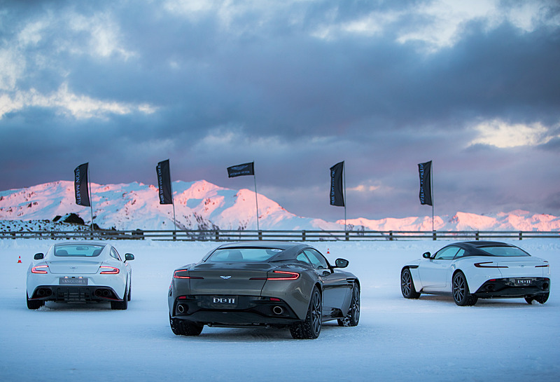 氷点下の氷雪路で試乗できるOn Iceプログラムを日本で初めて開催