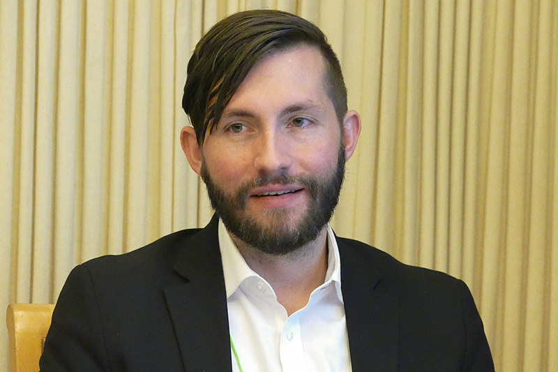 ニュアンス・コミュニケーションズのアダム・エムフィールド氏