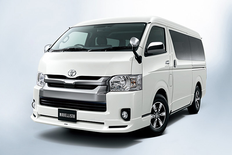 MODELISTA Version ワイド フロントスポイラー（塗装済：4万5360円、素地：3万7800円）の装着イメージ